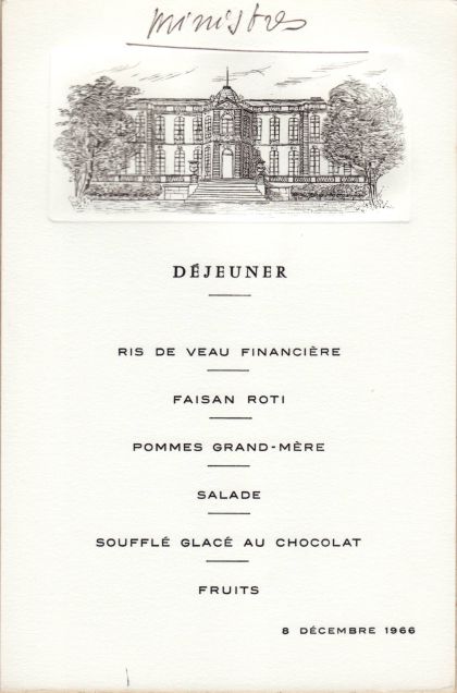 Déjeuner du 08 décembre 1966 Ris de veau financière Faisan rôti Pommes grand-mère Salade Soufflè glacé au chocolat Fruits
