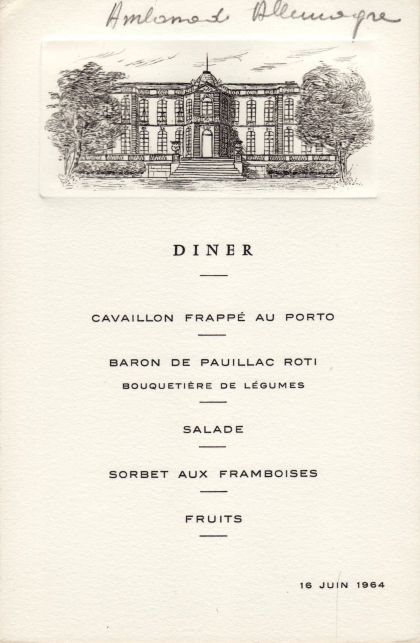 Dîner du mardi 16 juin 1964 Cavaillon frappé au porto Baron de Pauillac rôti Bouquetière de légumes Salade Sorbet aux framboises Fruits